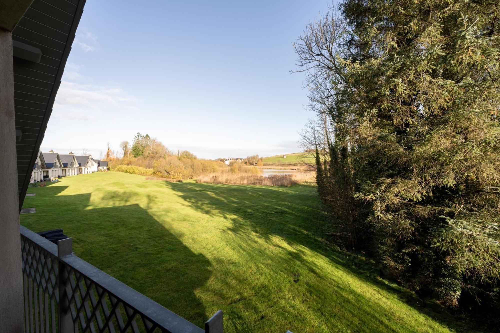 Escape Ordinary At Lough Erne Golf Village Enniskillen Luaran gambar